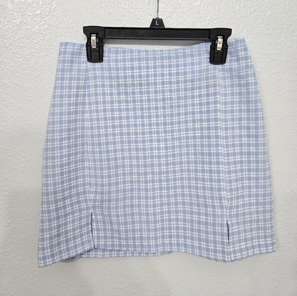 SHEIN Dresses & Skirts - SHEIN Blue and White Plaid Mini Skirt